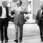 Arne Treholt med KGB-offiserer på åpen gate i Wien. Det var dette bildet som fikk Bruno Kreisky til å hevde at bildet var bevis for at det ikke var noe i spiontiltale
