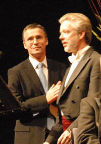 Stoltenberg og Saraste i går, alle foto: Kulturspeilet
