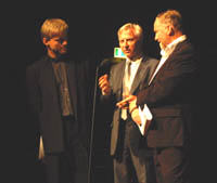 Vel blåst, Arve Tellefsen flankert av Håvard Gimse og August Albertsen. Alle fotos: Kulturspeilet