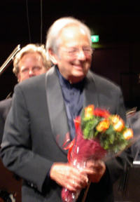 Mer enn fortjente blomster på Previn i går (bildet er fra en annen konsert, foto: A-L Heitmann)