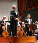 Heinz Holliger under applausen, foto: Anne-Lise Heitmann