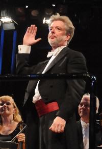 Jukka-Pekka Saraste på konserten 7.5.2009, foto: Kulturspeilet