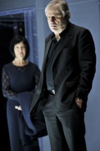 JOHN GABRIEL BORKMANN von Henrik Ibsen Regie: Thomas Ostermeier  Deutsch von Marius von Mayenburg nach der Übersetzung von Sigurd Ibsen  In Koproduktion mit Prospero, mit Unterstützung des Kulturprogramms der Europäischen Union.  Premiere in Rennes im Dezember 2008  Premiere in Berlin im Januar 2009 Copyright by Arno Declair Stresemannstr.11 D-22769 Hamburg Konto 600065 208 Blz 20010020  Postbank Hamburg  Veröffentlichung honorarpflichtig! Umsatzsteuersatz 7% Steuernummer 22/134/00463   USt-ID Nr. DE118970763 FA Hamburg Hansa IBAN/BIC : DE70 2001 0020 0600 0652 08 / PBNKDEFF