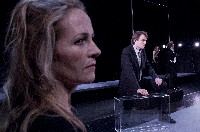 Sur grus av Erlend Sandem. Urpremiere 26. mars 2009 på Prøvesalen på Det Norske Teatret. Regi Eirik Nilssen Brøyn, scenografi Helge Hoff Monsen. Med Lasse Kolsrud, Per Schaanning, Ingrid Jørgensen Dragland, Mattis Herman Nyquist og Kaia Varjord.